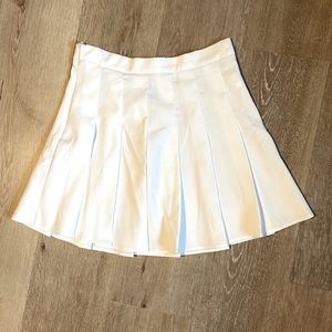 Shein White Pleated Tennis Skirt High Waisted Size Small For Spring and Summer